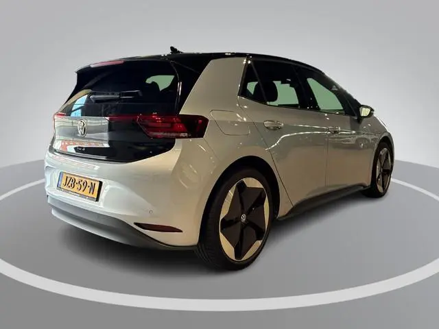 Volkswagen ID.3 Limited Edition 52 kWh Parkeerhulp voor + achter · 20" lichtmetalen velgen · Lane As...