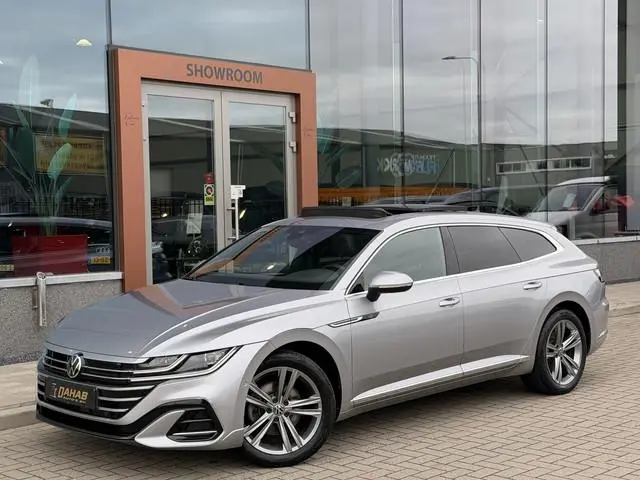 Volkswagen Arteon Shooting Brake 1.4 TSI eHybrid R-Line Business+ | SOH 92,5% | ACC | Stoel/Stuurver...