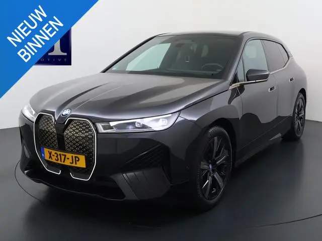 BMW iX xDrive40 Business Edition Plus 77 kWh SOH 100% | DRIVING ASSISTENT PROF. | STOEL + STUURVERWA...