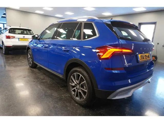 Skoda Kamiq Scoutline 1.0TSI DSG-7 Camera 17''Velg Carplay/Navi/Cr cont.