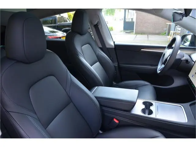 Tesla Model Y RWD 58 kWh Trekhaak (1.600kg), AutoPilot3.0 Ryzen