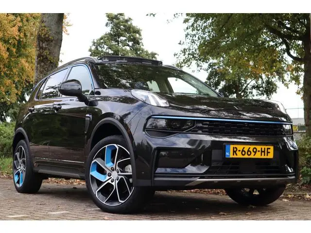 Lynk & Co 01 1.5 | Panoramadak | 360 Camera | Carplay |