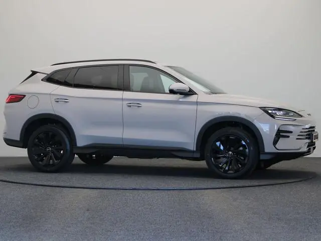 BYD SEAL U