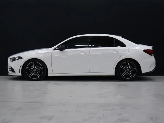 Mercedes-Benz A-klasse 200 Advantage AMG [SCHUIFDAK, CAMERA, VOL LEDER, STOELVERWARMING, SPORTSTOELE...