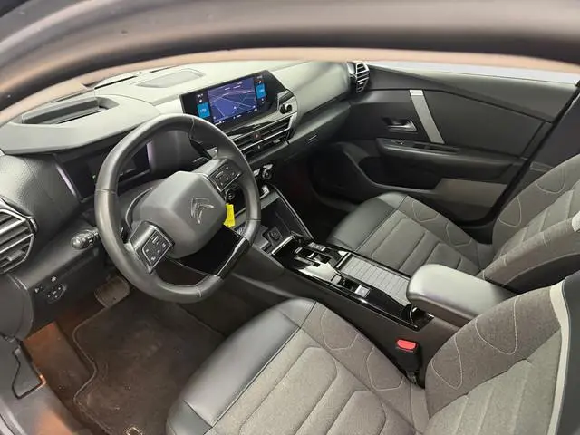 Citroën C4 1.2 Puretech Shine Aut- 360 Camera, Head Up, Carplay, Android Auto, Lane Assist