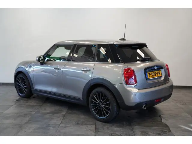 MINI 5-Deurs 1.5 Cooper Chili Navigatie Full-led CruiseControl