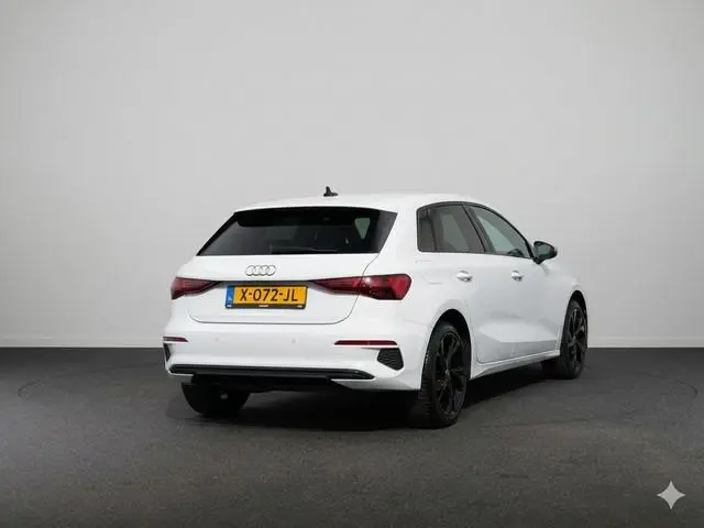 Audi A3 Sportback 30 TFSI Advanced edition 110 pk S-tronic | Verlengde garantie | Navigatie | Parkee...