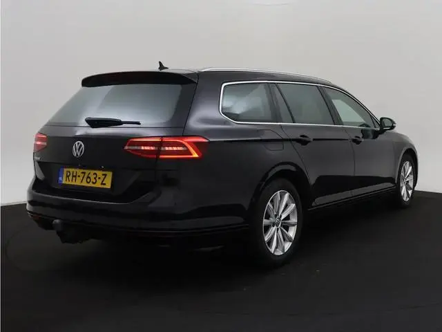 Volkswagen Passat Variant 1.4 TSI ACT Comfortline Business Stoelverw. | Trekhaak |  12-2017 166.034...