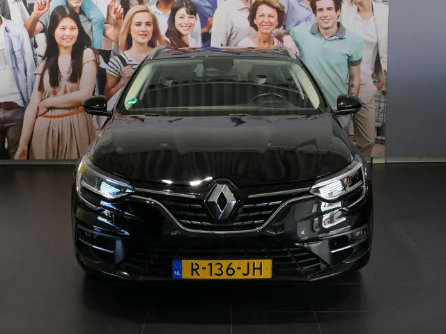 Renault Mégane Estate 1.3 TCe Intens  - Occasion Lease vanaf €469 p/m - Dealer onderhouden! - Headup...