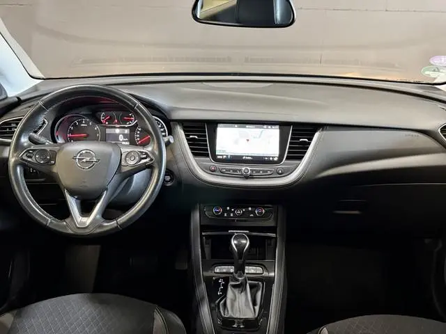 Opel Grandland X 1.2 Turbo Business Executive | Camera | Apple Carplay | Dodehoeksensoren
