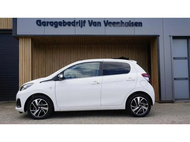 Peugeot 108 1.0 e-VTi 72pk Allure TOP! 5Drs Cabrio Automaat Groot Scherm Keyless Clima A-Camera 15in...