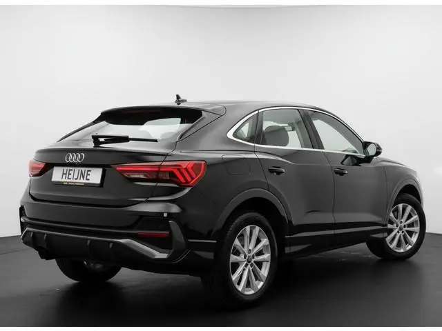 Audi Q3 Sportback 45 TFSI e 245PK BUSINESS EDITION PHEV LEDER/NAVICAMERA/CARPLAY/ELEKTR.KLEP****