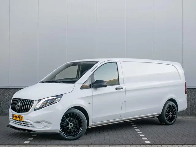Mercedes-Benz Vito 114 CDI Extra Lang | Carplay | Trekhaak 2500kg | Camera | Adaptive cruise | Airco...