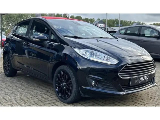 Ford Fiesta 1.0 EcoBoost Titanium 101PK | AUTOMAAT | DEALERONDERHOUDEN | NL AUTO | NAP | Navigatie |...