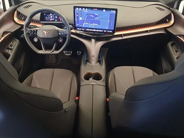CUPRA Tavascan Business 82 kWh 286pk Camera, Acc, Keyless
