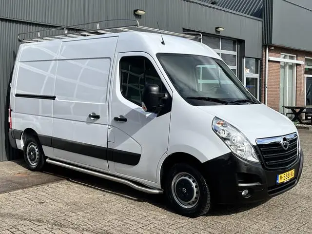 Opel Movano 2.3 CDTI BiTurbo L2H2 Kastinrichting Airco Cruise controle Trekhaak 2500kg trekgewicht I...