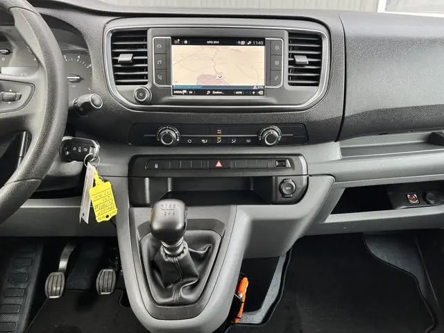 Peugeot Traveller