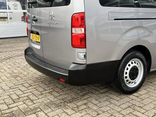 Peugeot Traveller