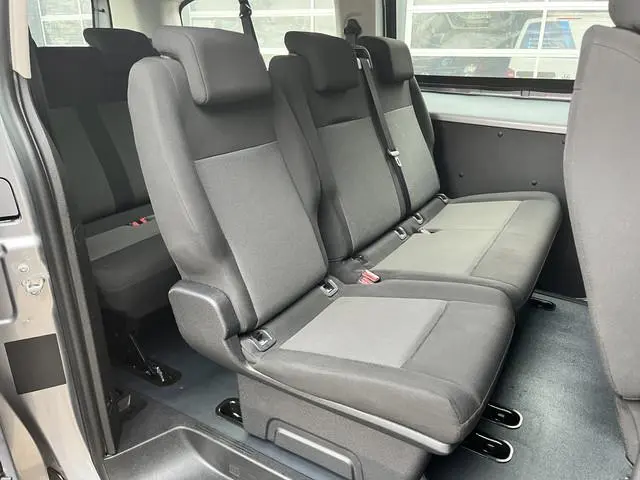 Peugeot Traveller