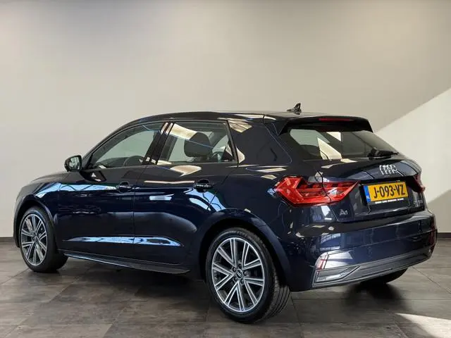 Audi A1 Sportback 25 TFSI epic Apple carplay 17LMV  Cruise Control ACC 24 Maanden garantie* (Vraag n...
