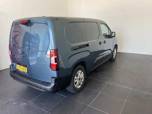 Peugeot e-Partner 136 L2 50 kWh | DEMO | AUTOMAAT |STUURVERWARMING | CLIMA |  CAMERA | ADAP. CRUISE...