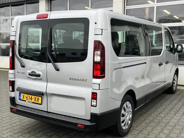 Renault Trafic Passenger 9-persoons 1.6 dCi Grand Authentique Energy BTW / BPM vrij marge Lengte 2 A...