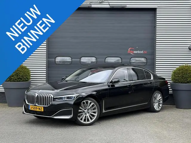 BMW 7-serie 745Le xDrive High Executive | TV Schermen | Panoramadak | 360* Camera | Massage | Head-U...