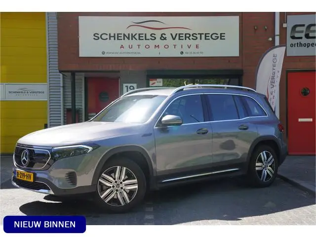 Mercedes-Benz EQB 250+ Luxury Line / SOH 94.1% / Sfeerverlichting / Camera / Stoelverwarming / Comfo...