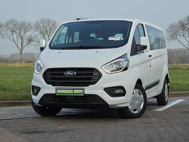 FORD TRANSIT CUSTOM 2.0 l2h1 2x airco 9-pers
