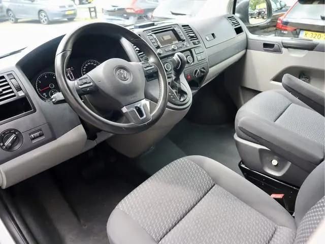 Volkswagen Transporter Kombi 2.0 TDI L2H2 47000KM