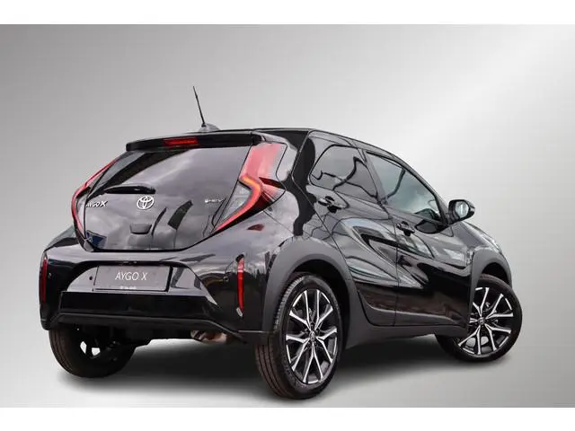 Toyota Aygo X Hybrid 115 GR Sport, Apple Carplay/ Android Auto, ,Stoelverwarming, Elektrisch inklapb...