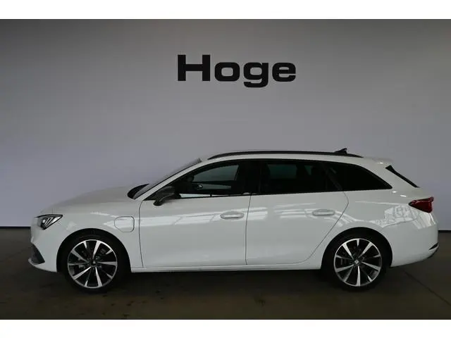 SEAT Leon Sportstourer 1.4 TSI eHybrid PHEV FR Clima Navigatie Virtual Carplay Rijklaarprijs! Inruil...