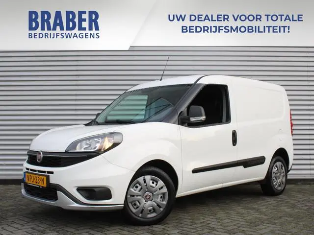 Fiat Doblò Cargo 1.6 MJ L1H1 S Trekking | Navi | Cruise | Airco | Parkeersensoren achter | Apple Car...