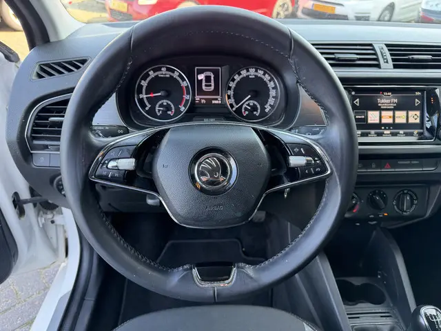 ŠKODA Fabia Combi BJR 2020 1.0 TSI 96 PK Business Edition CRUISE | LMV | AIRCO | DAB+ | NAVI | PDC