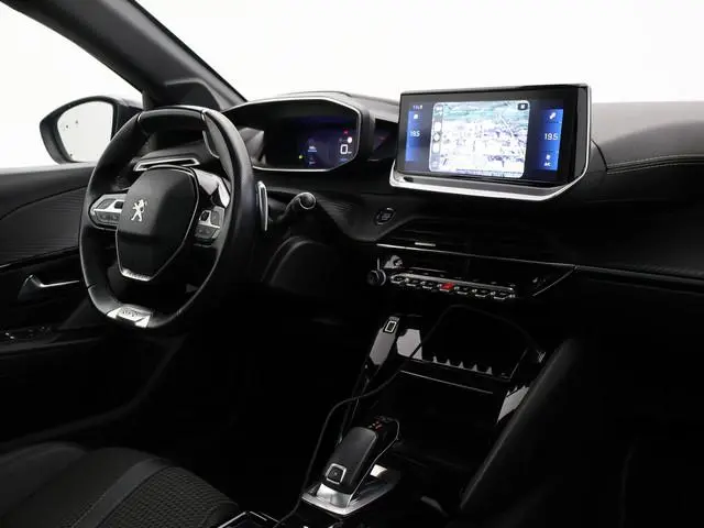 Peugeot 208 1.2 PT 130 PK AUT. GT-LINE + PANORAMA | SFEERVERL. | 3D COCKPIT | STOELVERW. | APPLE CAR...