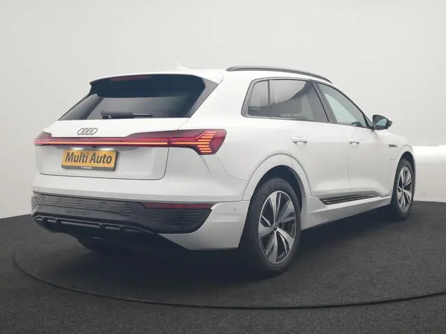 Audi Q8 e-tron 55 Quattro S Line 115 kWh 408pk Dealer O.H. | Adaptive Cruise | Matrix LED | 360 Came...