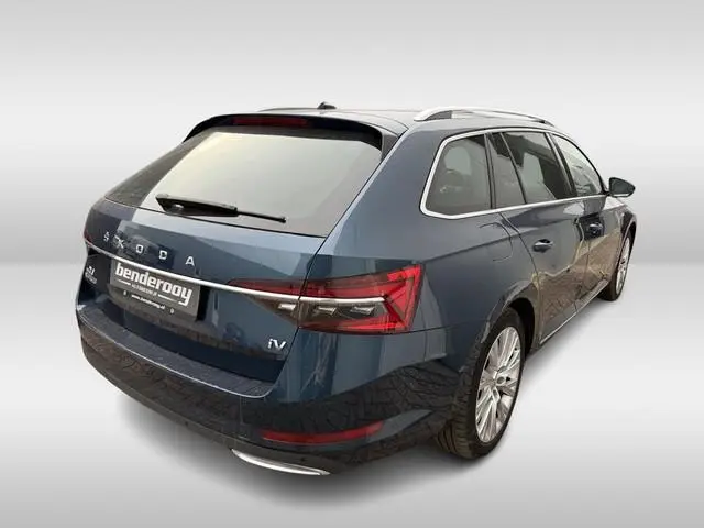 ŠKODA Superb Combi 1.4 TSI iV 218pk Lauran & Klement | Leder | Pano dak | Trekhaak