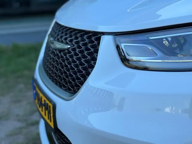 Chrysler Pacifica