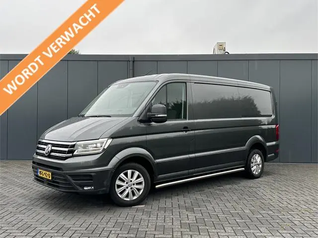 Volkswagen Crafter 2.0 TDI 141 PK AUTOMAAT / L3H2 / HIGHLINE / 3 TONS TREKHAAK / CAMERA / LED / COMF...