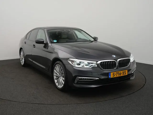 BMW 5-serie 530e iPerformance High Executive - RIJKLAARPRIJS - Plug-in Hybride - Achteruitrijcamera...