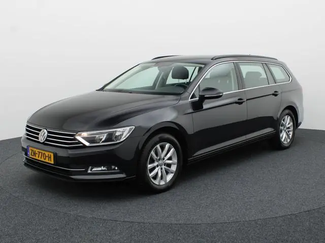 Volkswagen Passat Variant 1.4 TSI ACT 150Pk DSG Highline | Trekhaak wegkl. | Stoelverw. | Prijs Rijk...