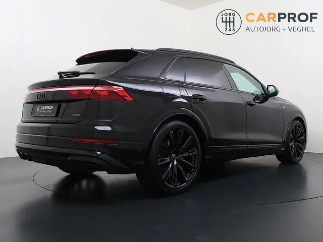 Audi Q8 55 TFSI e quattro Pro line S Trekhaak | B&O | Massagestoelen | Lederen Interieur | S- Line |
