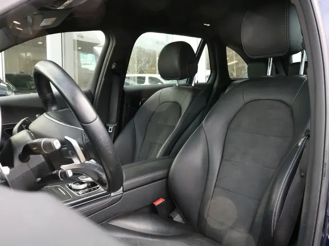 Mercedes-Benz GLC-klasse 250 4MATIC | AMG Line | Adaptive Cruise Control