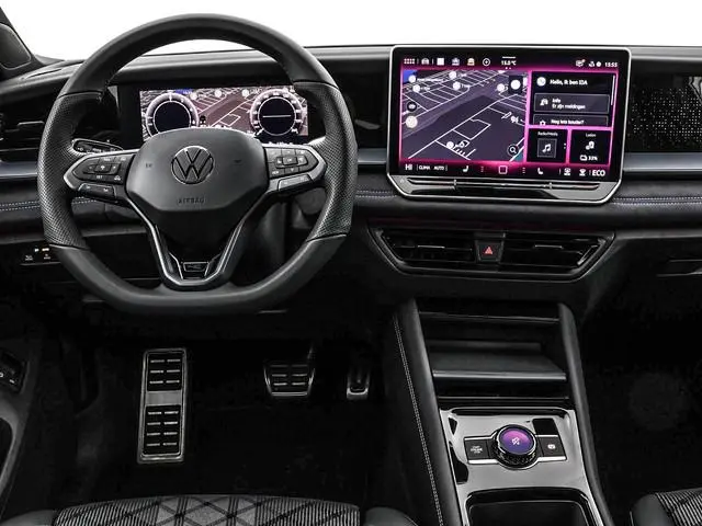 Volkswagen Tayron 1.5 eTSI 272pk DSG R-Line Edition · Wegklapbare Trekhaak · Panoramadak · Massage ·...