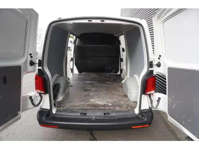 Volkswagen Transporter L2H1 150pk Automaat 2x Schuifdeur Apple carplay Camera Parkeersensoren Cruise...