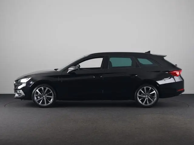 SEAT Leon Sportstourer 1.5 TSI e-Hybrid FR Business 204 pk