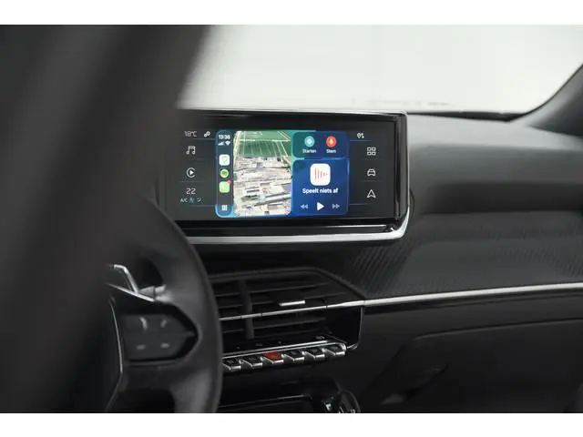 Peugeot 2008 1.2 Hybrid 136 Style | Apple Carplay | Parkeersensoren | Climate Control