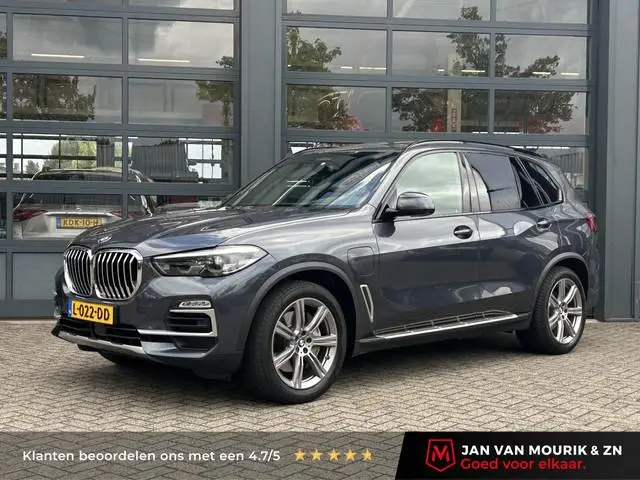 BMW X5 xDrive45e High Executive | Panoramadak | Trekhaak | 360 camera