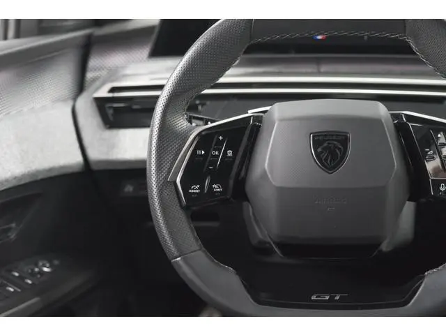 Peugeot 5008 1.2 Hybrid 136 GT 7p | Adaptieve Cruise Control | Camera | Elektrische Kofferklep | Sto...