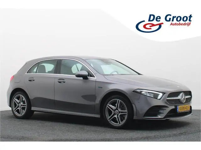 Mercedes-Benz A-klasse 250 e Business Solution AMG Limited
